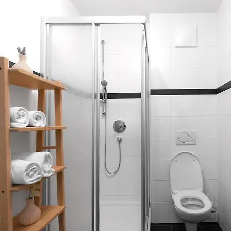 Biggest Helen - 5 Bedrooms, 7 Bathrooms, Air Condition Kaprun