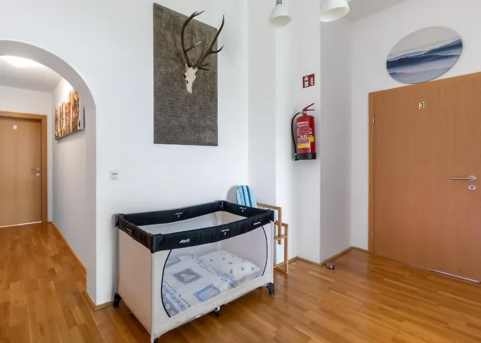 Holiday home Biggest Helen - 5 Bedrooms, 7 Bathrooms, Air Condition